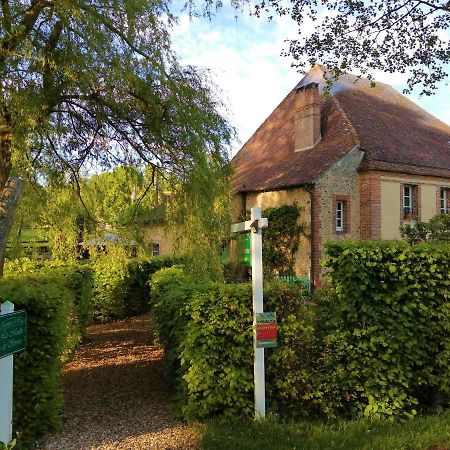 Malétable Moulin De Sevoux Bed & Breakfast エクステリア 写真