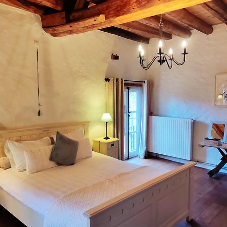 Malétable Moulin De Sevoux Bed & Breakfast エクステリア 写真