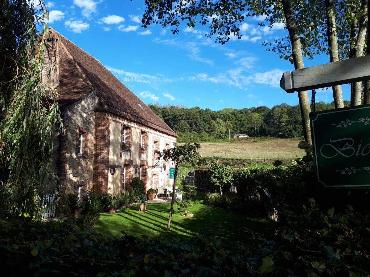 Malétable Moulin De Sevoux Bed & Breakfast エクステリア 写真